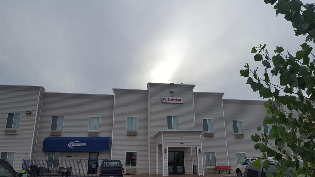 Reddy Hotel Plainview Exterior photo